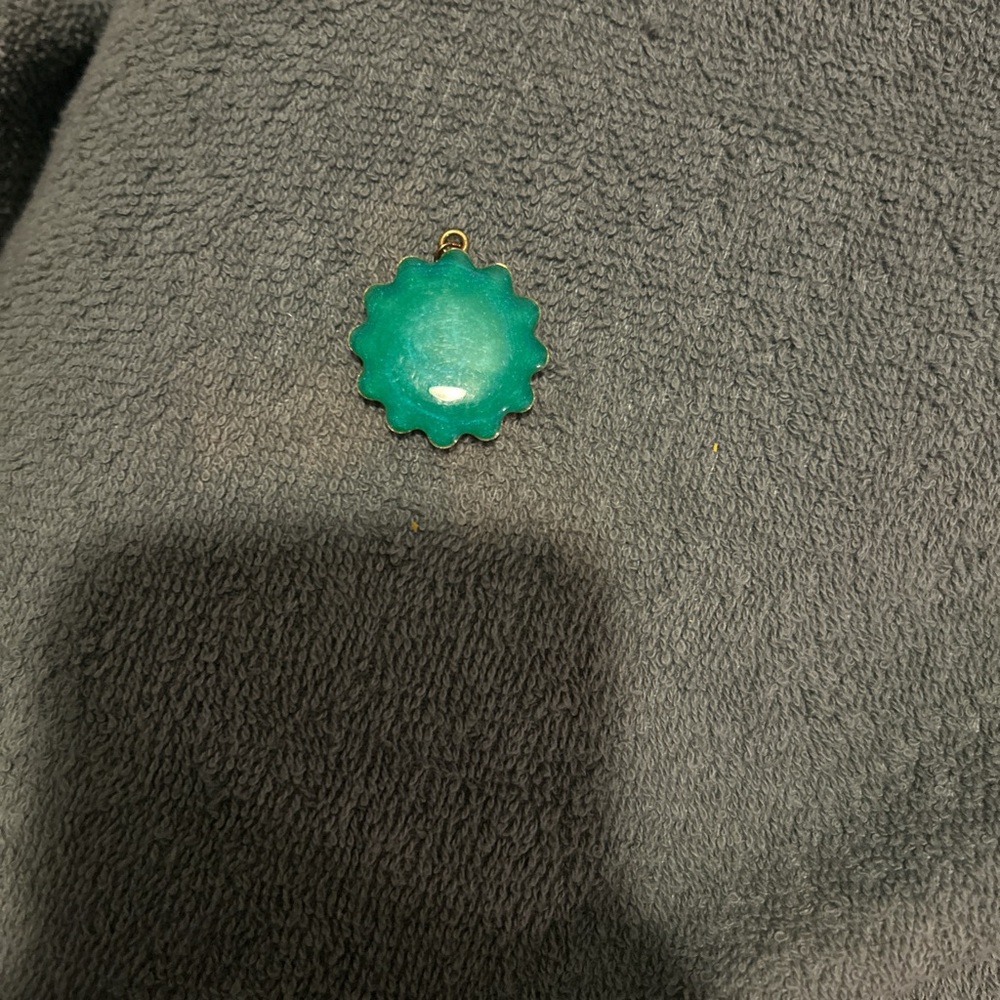Green Sunburst Resin Pendant Necklace Charm